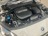 【ご納車前点検】BMW認定中古車は100項目の箇所を徹底的にチェック致します。機械的な箇所や電気系、コンピューターなどをご納車前に点検し、交換基準に達した部品は全て新品に修理返品した後にご納車致します。