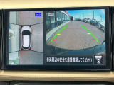 アラウンドビューモニターまるで車を真上から映したような映像で、前後左右の感覚が分かります♪車庫入れや駐車時に大活躍の機能です。