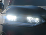 切れにくく明るいLEDヘッドライト装備!