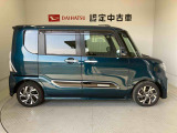 車両右側面からの写真になります。車をご覧になりたい時はお気軽に最寄りの店舗へご相談下さい。