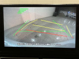 バックガイドモニターで、後方を確認しながら安心して駐車することができます。運転初心者も熟練者も必須の機能ですよ!
