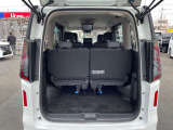サードシートを使用時でもこのラゲッジスペースが確保できますよ!