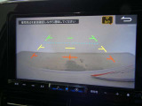 駐車も安心のバックモニターです。