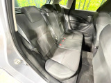 後部座席も気になるようなキズ・汚れやへたり等、大きなダメージはなく、良好な状態です。