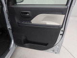 中古車は一物一価、同じようなお車でも、整備状況、外内装の状態など様々です。