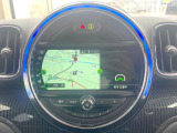 ●MINI純正ナビ:一体感のあるナビは、高級感ある車内を演出してくれます。Bluetooth再生などオーディオ機能も充実しておりますので、運転もより楽しめます♪