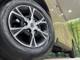 【純正15インチアルミホイール】外観にマッチした純正アルミホイールを装着しております。各種社外アルミホイールや、スタッドレスタイヤも取扱いしております。是非ご相談ください♪