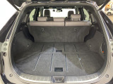 【トランク】積み込みやすくて、たっぷり積める荷室です。シートアレンジできるものは、乗車人数と荷物の量や大きさによってシートを動かすことができるので、より快適なドライブが可能です!