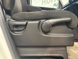 運転席のポジション変更可能!ご自身の運転しやすいポジションでの運転が可能です!