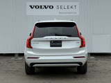 ◆バック/万が一を考え、安全性を重視する方に選ばれているVOLVO車。ドアを開閉するとその重み・厚みに驚くはず