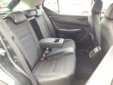 自社整備工場で点検整備をおこなってからお渡ししています。車検が残っている場合は『12ヶ月点検整備』を、車検整備付きの場合は『車検整備』をおこないます。整備費用は車両本体価格に含まれています。