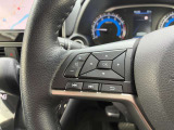 ハンドル左側のスイッチでオーディオの操作が可能なので、運転中でも楽に調整できます(^^♪