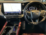 レクサス認定中古車ならではの美しいシートは、乗るたびに上質な快適さを提供します。