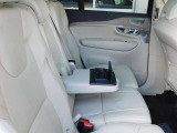 ドリンクホルダーも搭載されておりますので快適なカーライフを演出いたします。