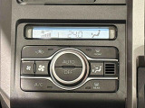 車内空調は&rdquo;AUTOエアコン&rdquo;にお任せ。運転に集中出来ますよ!