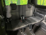 3列目シートはもちろん状態良好☆大人でもゆったりと座って頂けますので、大人数でのお出かけもラクラクです♪ご家族で、気の知れた仲間で、ドライブに行くのが楽しみですね♪