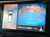 【アラウンドビューモニター】専用のカメラにより、上から見下ろしたような視点で360度クルマの周囲を確認することができます☆死角部分も確認しやすく、狭い場所での切り返しや駐車もスムーズに行えます。