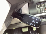 【クルーズコントロール】高速道路もラクラク走行。アクセルを離しても一定速度で走行ができ、長距離運転時の負担を軽減!加速・減速も簡単なスイッチ操作で調整できます。