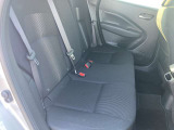 広々とした後部座席です。