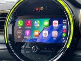 ●Apple Car Play:スマホとの有線接続で、ナビ・オーディオ再生などスマホのアプリ機能が画面でも使える便利機能です!
