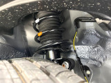 お車を安心してお乗りいただく為には、足回りの定期点検が欠かせません。サービスサポート(有償保証)では無料点検もご提供しており、安心のカーライフをお過ごしいただけるサポート体制が整っています。