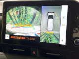 【パノラミックビューモニター】専用のカメラにより、上から見下ろしたような視点で360度クルマの周囲を確認することができます☆死角部分も確認しやすく、狭い場所での切り返しや駐車もスムーズに行えます。