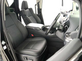 (電動シート)運転席8ウェイパワーシート!シートメモリー機能付き!上級グレードならではの贅沢装備で人気装備となります。