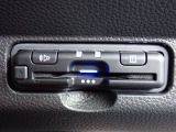 ■【ETC車載器】が装備されています。セットアップをしてお渡しとなり、ETCカードを差し込むだけで高速道路の利用が可能です。