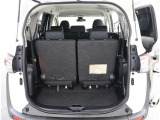 開口部の広いラゲージスペースは、ゴルフバックなどの荷物もラクラク積み込めます。