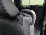 後席アシストグリップは、お年寄りの方が乗車される時に特に喜ばれる装備です。