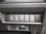 運転席&助手席シートヒーターが付いてます。寒い冬でもスイッチONで座面をあたたかくして、ドライブをさらに快適にしてくれます。