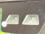【スマートアシスト】走行中に前方の車両等を認識し、衝突しそうな時は警報とブレーキで衝突回避と被害軽減をアシスト。より安全にドライブをお楽しみいただけます。