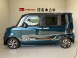 側面からの写真です。ご希望のお車が見当たらない場合は、弊社スタッフがしっかりとお客様のご要望に合ったお車をお探し致します。