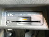 【ETC】高速道路の料金所をストレスなく通過!話題のスポットやサービスエリアに多い「スマートIC」利用時は必須のアイテムです。当店でセットアップを実施、ご納車当日からすぐにご利用いただけます!