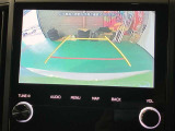 【バックカメラ】死角になりやすい後方もとても見やすいです★車庫入れに自信がない方や縦列駐車が苦手な方にも、おすすめな機能★