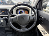 ステアリングも使用感が少なく、きれいな状態となっております♪
