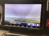 【バックカメラ】運転が苦手な方も車庫入れラクラクです!ギアをリバースに入れれば自動的に切り換わりますので、面倒な操作は不要です♪狭い駐車場もお車を傷つけず安心ですね!