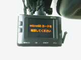 『ドライブレコーダー』動画を残すことで万が一の事態に遭遇した時の必須アイテムです!急ブレーキ・急ハンドルが起こった際、自動で記録が上書きされずに保存され、後でPC等で確認出来ます。