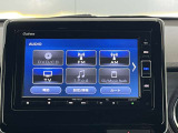 純正メモリナビ(VXM-214VFi)を装着しています。Bluetooth(ブルートゥース)・USB接続/CD・DVD再生/フルセグ視聴など使用できます。