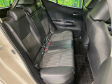 コンパクトカーですが、セカンドシートは十分な広さがあり快適にお乗りいただけます♪シートを倒して大きな荷物を積んだりと、用途の幅が広い1台です。