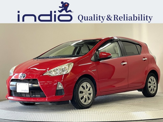 アクア 1.5 S 純正ナビ(NSZT-W62G) ETC スマートキー 前