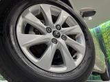 【純正15インチアルミホイール】外観にマッチした純正アルミホイールを装着しております。各種社外アルミホイールや、スタッドレスタイヤも取扱いしております。是非ご相談ください♪
