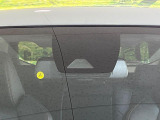 【トヨタセーフティセンス】走行中に前方の車両等を認識し、衝突しそうな時は警報とブレーキで衝突回避と被害軽減をアシスト。より安全にドライブをお楽しみいただけます。