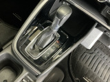 発進時から滑らかに加速する無段階変速のCVTはストップ&ゴーの多い街の中も快適です