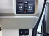☆両側電動スライドドア☆スイッチひとつで運転席からスライドドアの操作が出来ます♪