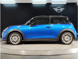 気密性の高いMINIは外観のかわいらしさとは裏腹に、外の雑音を遮り、高級感のある快適なドライブをお楽しみいただけます。