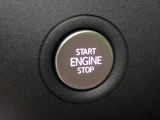 エンジンスタートはワンタッチで操作可能です。