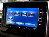 CD、DVD、Bluetooth、AM、FM、AUX、スマートフォン接続ができます。
