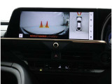 パノラミックビューモニター装備!トップビュー&フロントビュー・車両に取り付けたフロント、サイド、バックカメラの映像を合成して画面上に表示させることで、低速時の運転を補助する装置です。