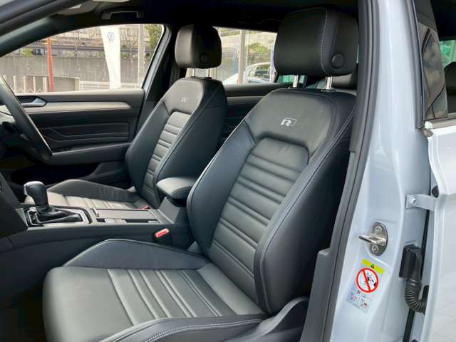 フォルクスワーゲン パサートヴァリアント TDI Rライン ディーゼル の